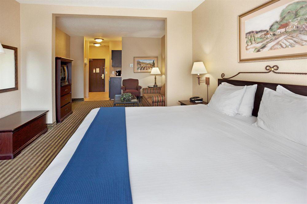 Holiday Inn Express Hotel & Suites Marina By Ihg Quarto foto